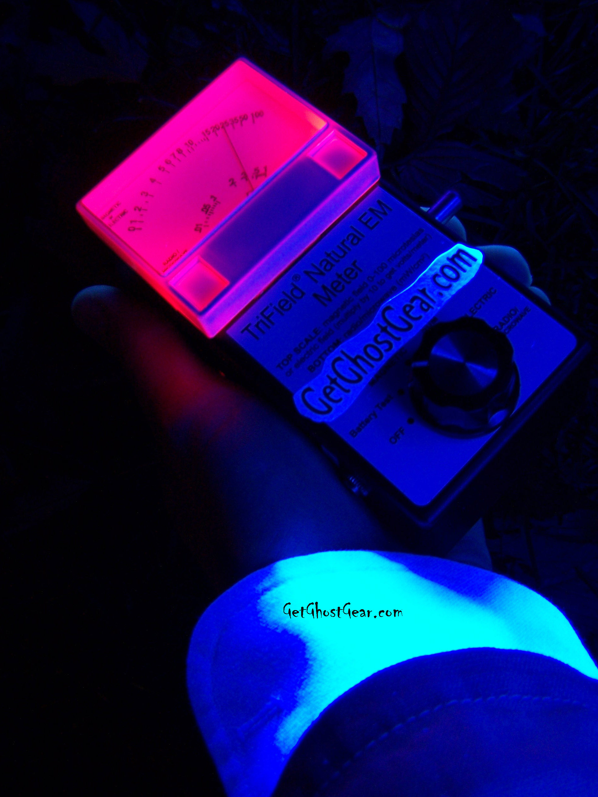 UV lights for ghost hunting