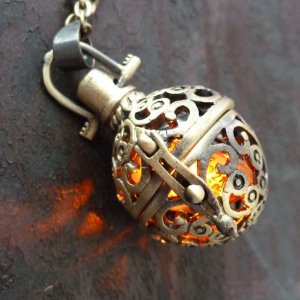 Ghost Hunters Christmas 2012 Gift Ideas Light Up Necklace Steampunk